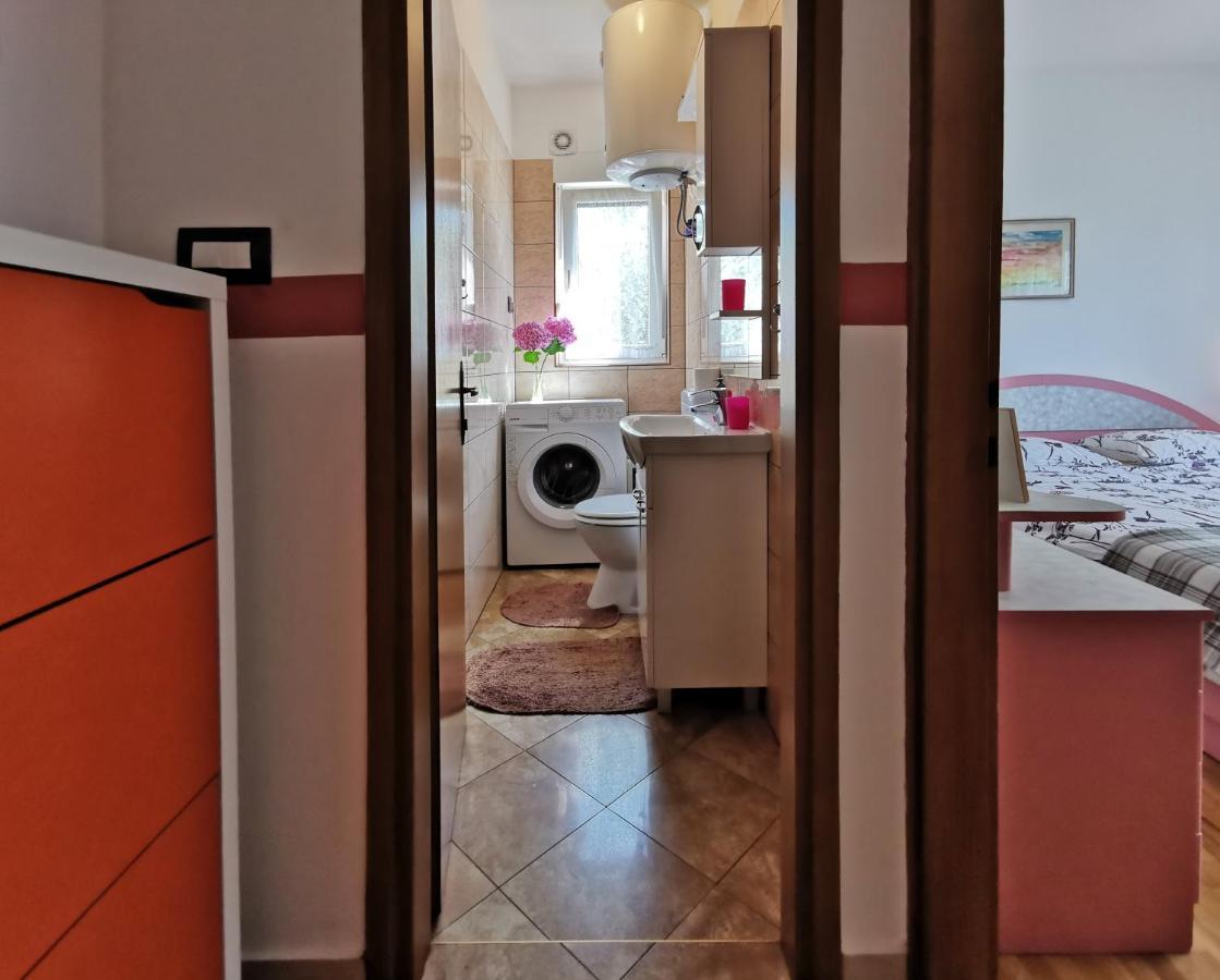App & Room Le Palme Umag Exterior photo
